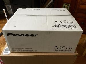 Pioneer A-20-S Stereo-Verstärker - der Karton