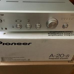 Pioneer A-20-S Stereo-Verstärker 3