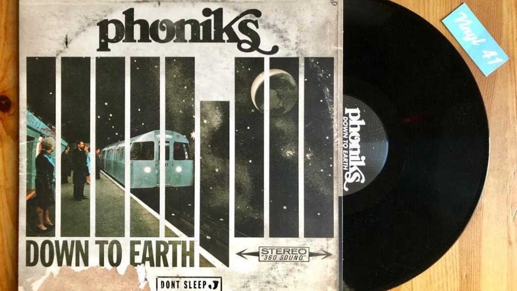 Phoniks - Down To Earth