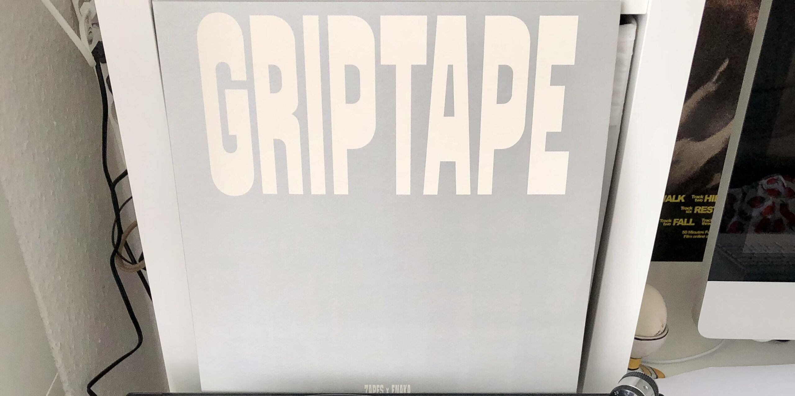 7apes x Enaka - GRIPTAPE (Block Opera)