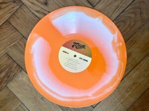 mtbrd-damn-fine-swirly-marmalade-colored-vinyl-a