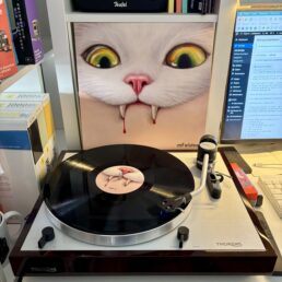 mf eistee - catnip - Vinyl A